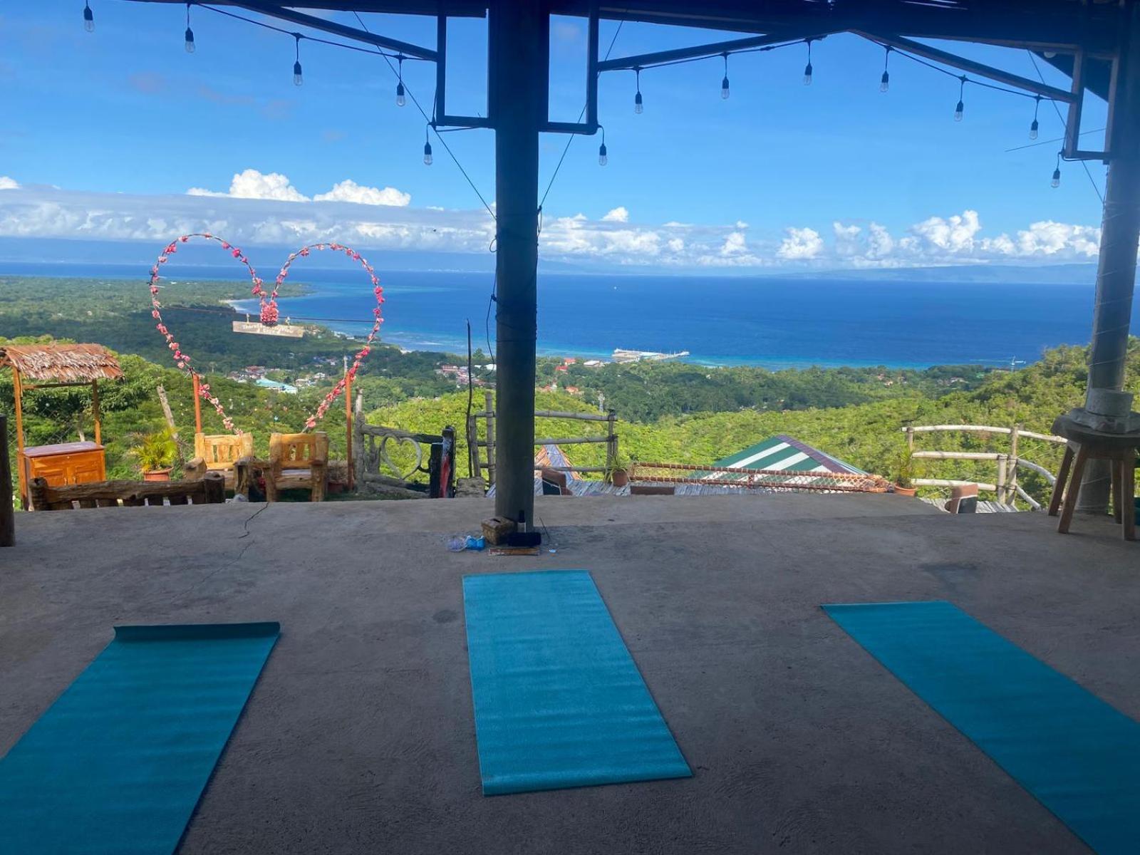 Thornton'S Sea View Cafe & Guesthouse Siquijor Bagian luar foto
