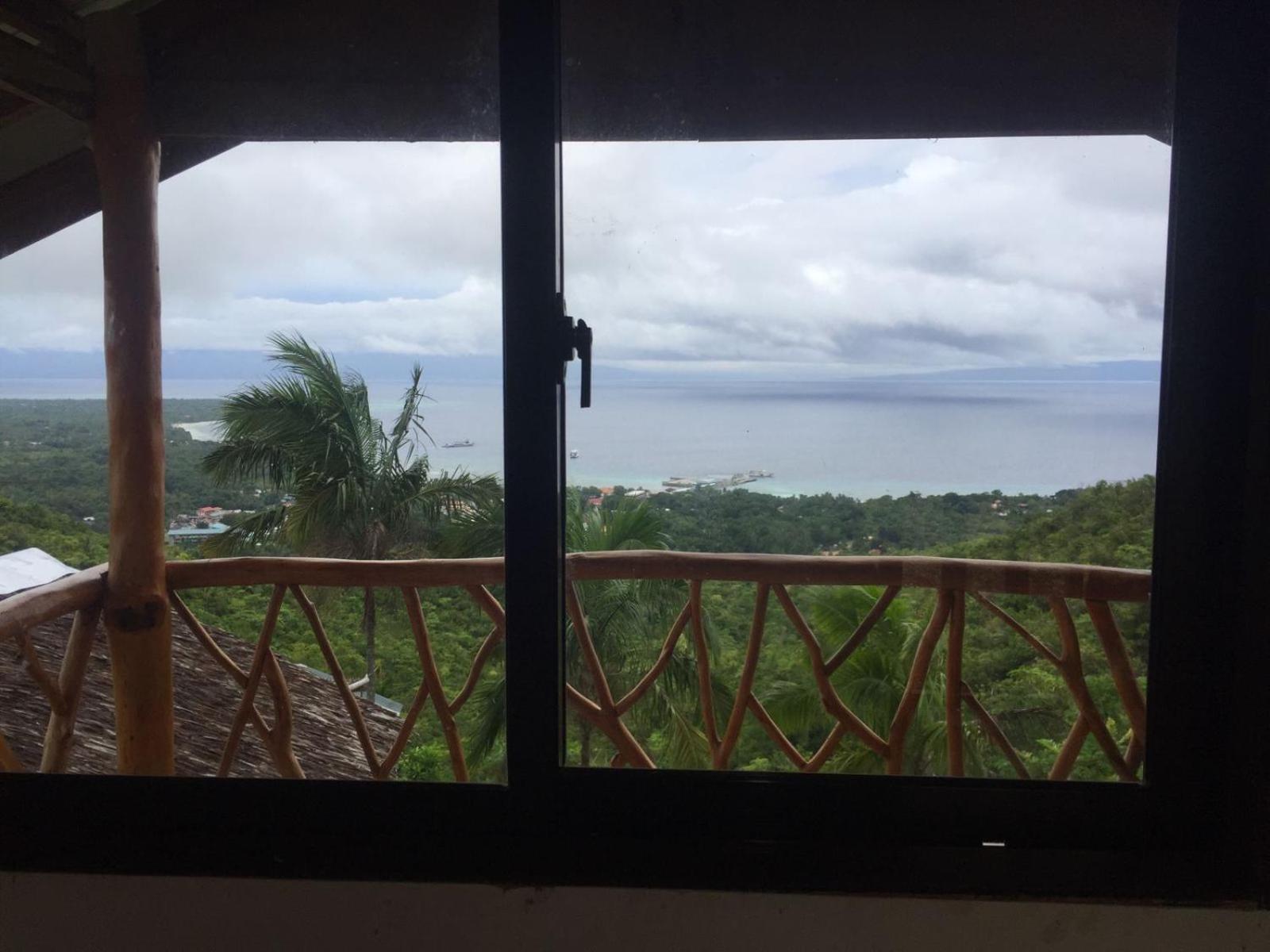 Thornton'S Sea View Cafe & Guesthouse Siquijor Bagian luar foto