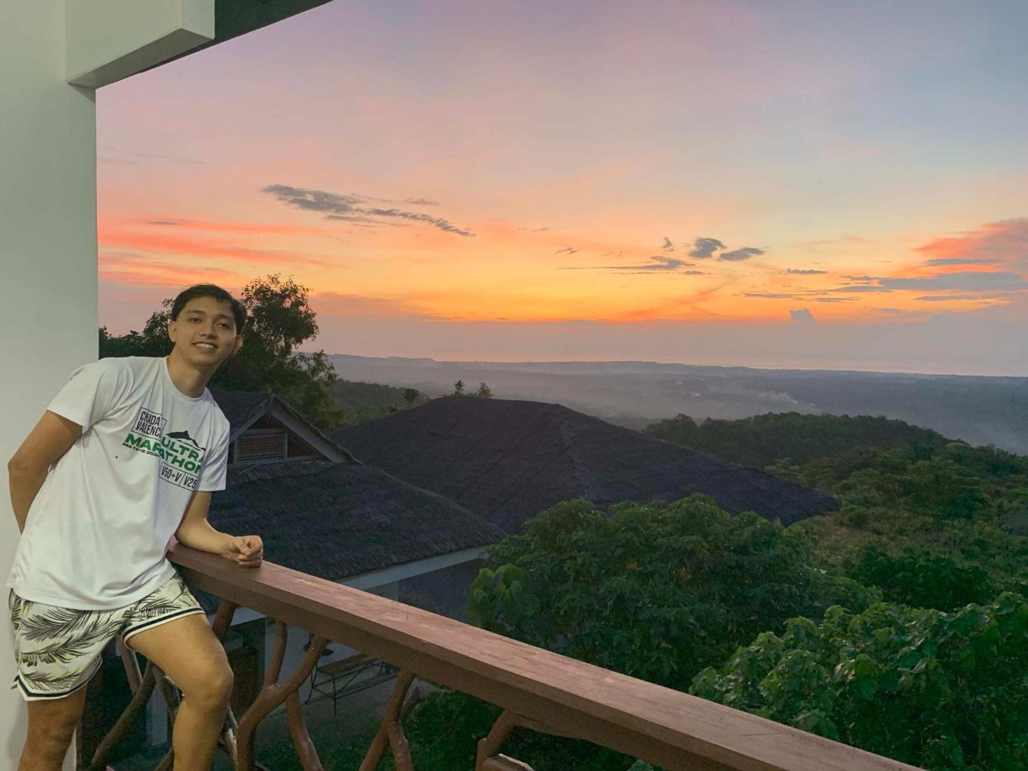Thornton'S Sea View Cafe & Guesthouse Siquijor Ruang foto